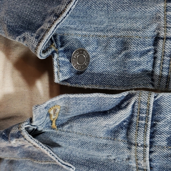 NWT gap jean jacket washed denim finish USA - Picture 4 of 16